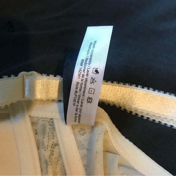 White Bra - Picture 5 of 6